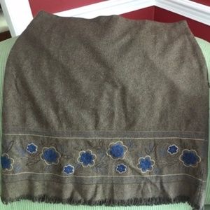 Ladies size 12 Dress Barn skirt